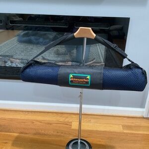 Picture Perfect Blue Yoga Mat with Mesh Carrier